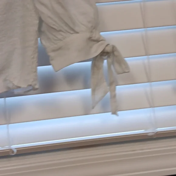 Top - Picture 4 of 7